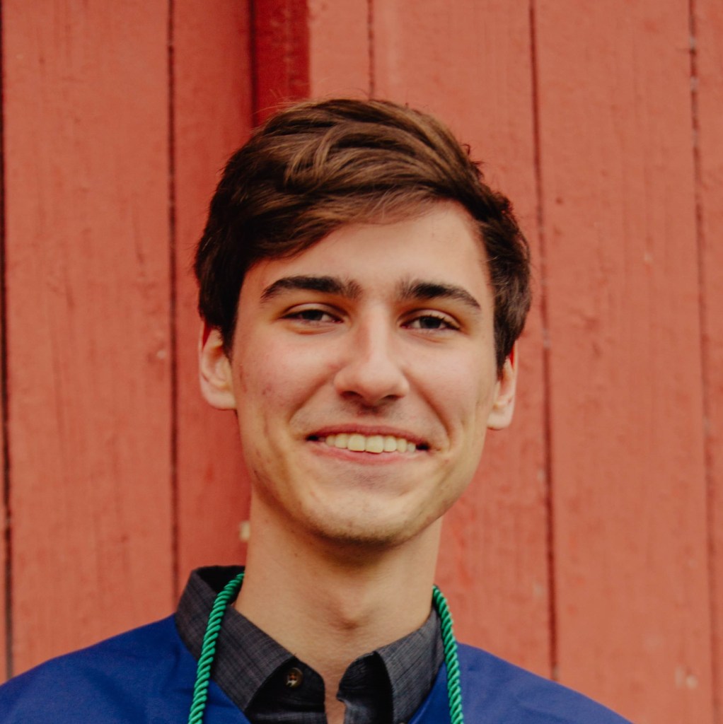 Thomas Praisner, freelance writer and editor.